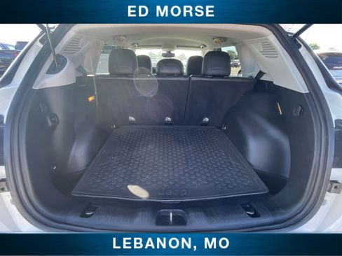 Used 2018 Jeep Compass Latitude w/ Popular Equipment Group FWD image 23