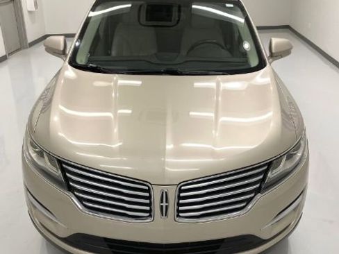 Used 2017 Lincoln MKC Premiere image 16