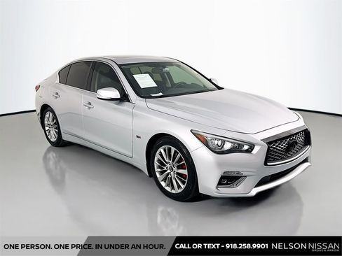 Used 2019 INFINITI Q50 Luxe w/ Cargo Package (L96) RWD image 3