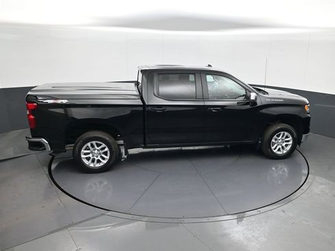 Used 2024 Chevrolet Silverado 1500 LT image 16