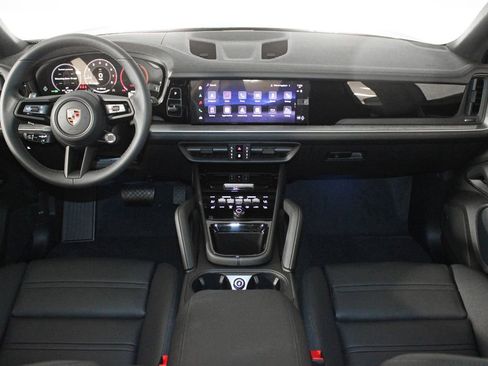 Certified 2026 Porsche Cayenne image 21