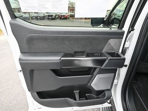 Certified 2023 Ford F150 Platinum w/ Equipment Group 701A High image 20