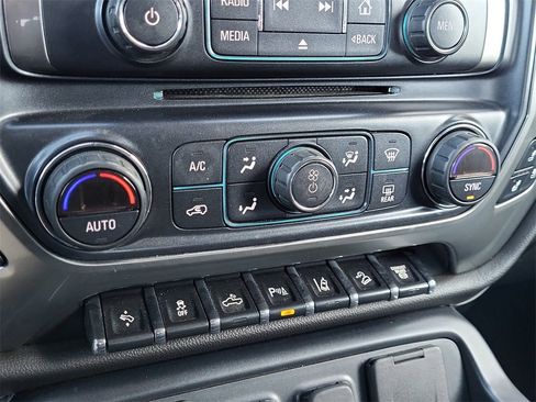 Used 2018 Chevrolet Silverado 2500 LTZ w/ Duramax Plus Package image 28