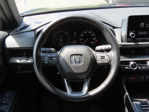 Used 2025 Honda CR-V Sport image 19