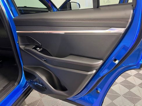 Used 2025 Jeep Wagoneer S Limited image 28