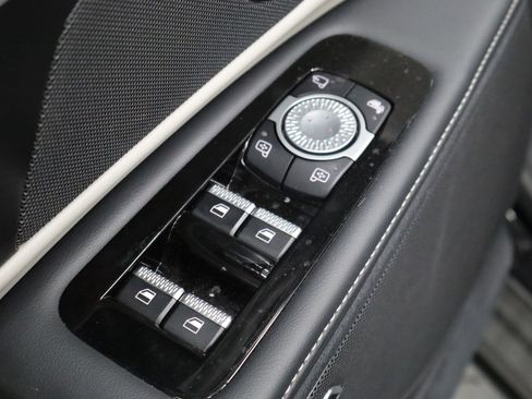 Used 2024 Lincoln Nautilus Reserve w/ Equipment Group 202A image 14