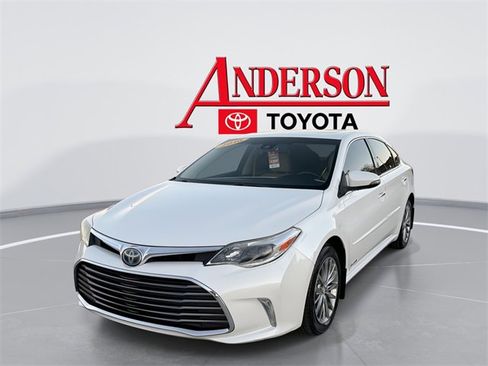 Used 2016 Toyota Avalon Limited image 1