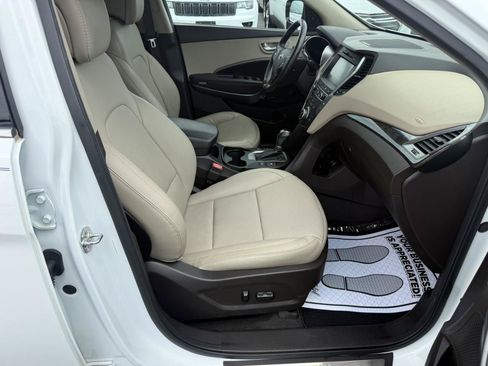 Used 2017 Hyundai Santa Fe Sport FWD image 13