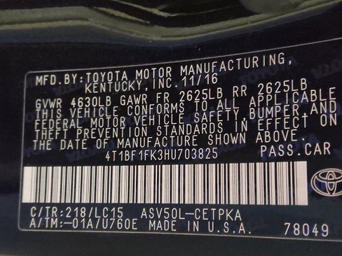 Used 2017 Toyota Camry XSE image 33