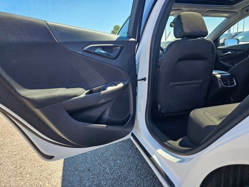 Used 2018 Chevrolet Malibu LT FWD image 22
