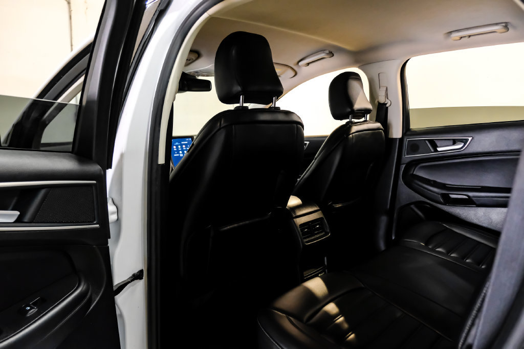 Used 2024 Ford Edge SEL w/ Convenience Package AWD/4WD image 34
