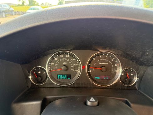 Used 2006 Jeep Commander 4WD image 34