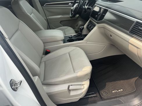 Used 2019 Volkswagen Atlas SE w/ Towing Package AWD/4WD image 21