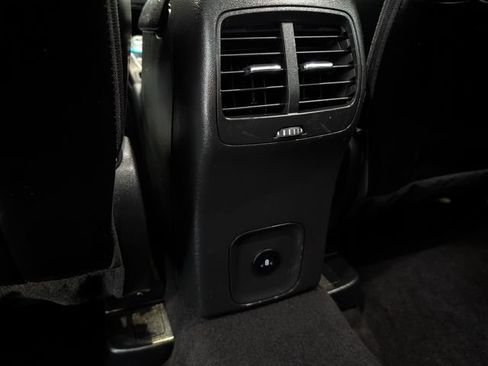 Certified 2024 Ford Escape Platinum AWD/4WD image 28