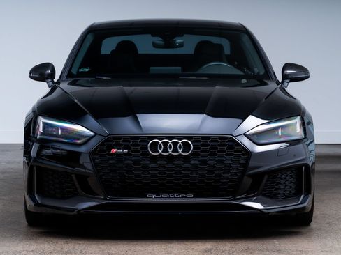 Used 2019 Audi RS 5 w/ Black Optic Carbon Package AWD/4WD image 2