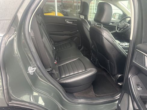 Used 2024 Ford Edge SEL w/ Convenience Package AWD/4WD image 11