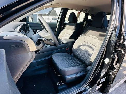 New 2026 Nissan Kicks SV image 25