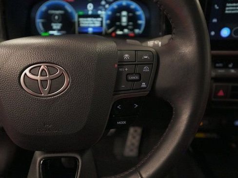 Certified 2025 Toyota Camry XSE image 25