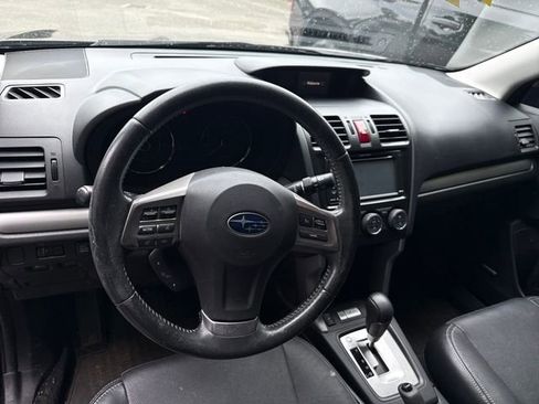 Used 2014 Subaru Forester 2.5i Touring AWD/4WD image 18
