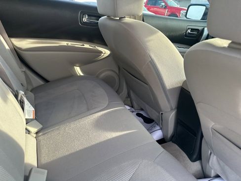 Used 2013 Nissan Rogue S w/ Special Edition Pkg image 13