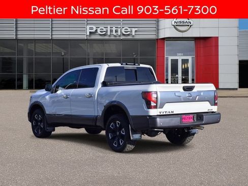 Certified 2021 Nissan Titan Platinum Reserve w/ Moonroof Package AWD/4WD image 4