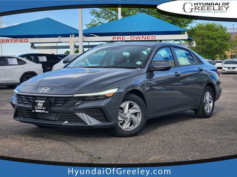 New 2026 Hyundai Elantra SE FWD image 1
