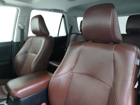 Used 2016 Toyota 4Runner Limited RWD image 12