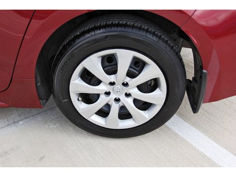 Used 2023 Toyota Corolla LE FWD image 28