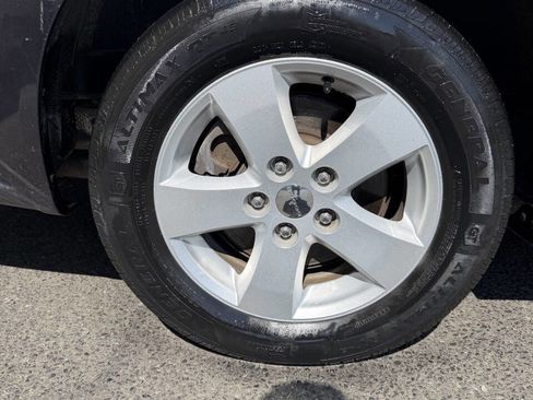 Used 2013 Dodge Grand Caravan SE FWD image 15