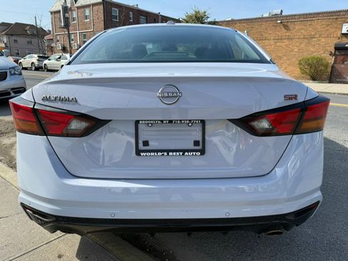 Used 2025 Nissan Altima 2.5 SR FWD image 5