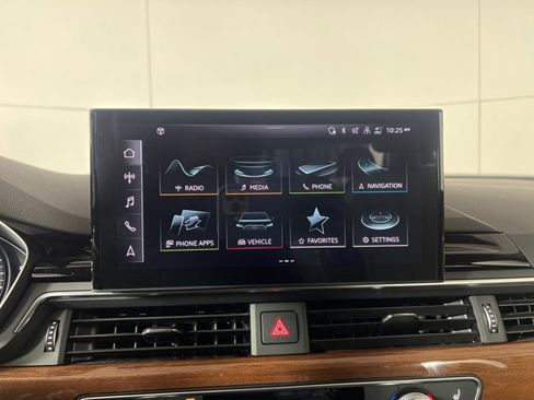 Used 2023 Audi A4 2.0T Premium w/ Convenience Package image 24