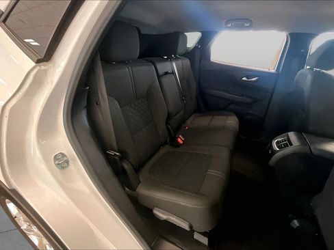 Used 2022 Chevrolet Blazer LT FWD image 18