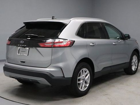 Certified 2022 Ford Edge SEL w/ Convenience Package image 12