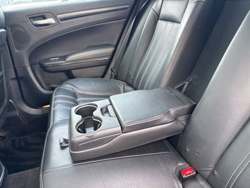 Used 2016 Chrysler 300 S w/ 300S Premium Group image 35