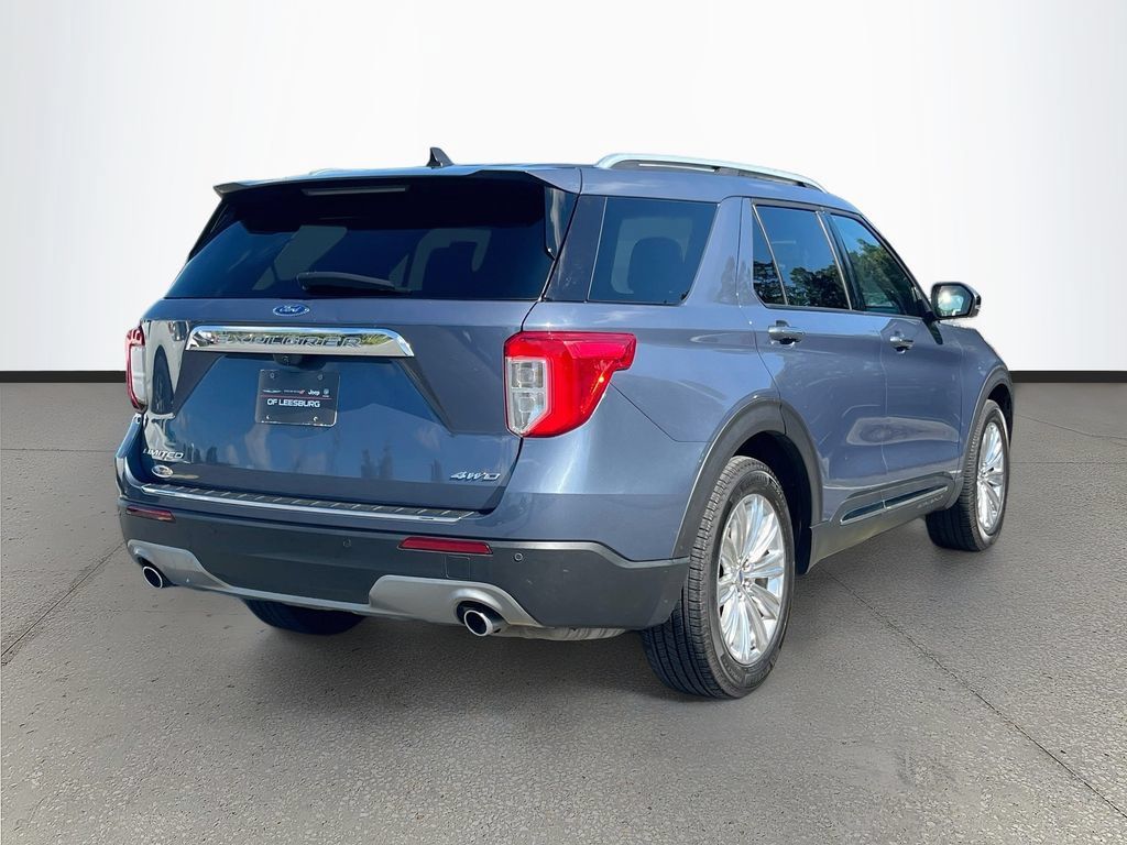 Used 2021 Ford Explorer Limited w/ Equipment Group 301A AWD/4WD image 7