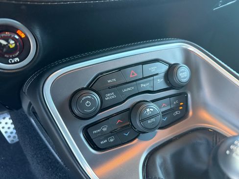 Used 2020 Dodge Challenger R/T Scat Pack RWD image 13