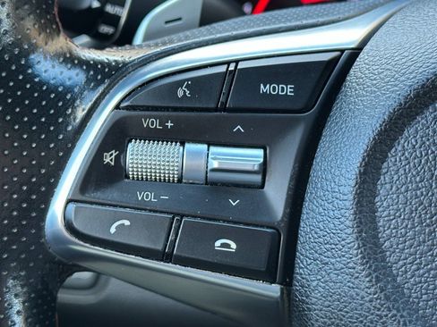 Used 2019 Genesis G70 2.0T Advanced w/ Sport Package AWD/4WD image 35