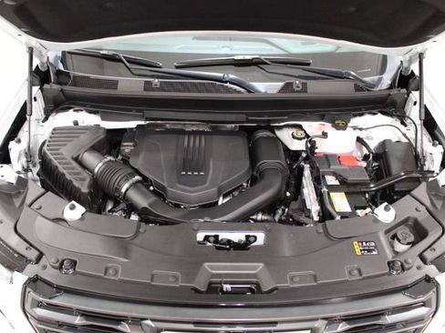 New 2025 GMC Acadia AT4 w/ Super Cruise Package image 51