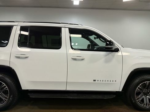 Used 2024 Jeep Wagoneer Series II image 32