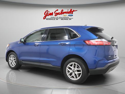 Used 2024 Ford Edge SEL w/ Convenience Package AWD/4WD image 4