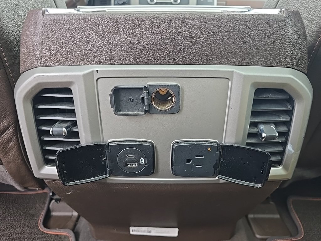Used 2022 Ford F250 King Ranch w/ King Ranch Ultimate Package AWD/4WD image 29
