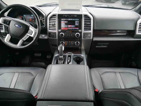 Used 2015 Ford F150 Platinum w/ Equipment Group 701A Luxury image 4