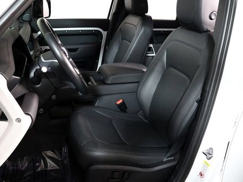 Used 2024 Land Rover Defender 110 S AWD/4WD image 4