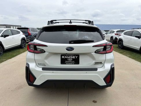 Certified 2024 Subaru Crosstrek 2.5i Limited w/ Crosstrek Mirror Package AWD/4WD image 5