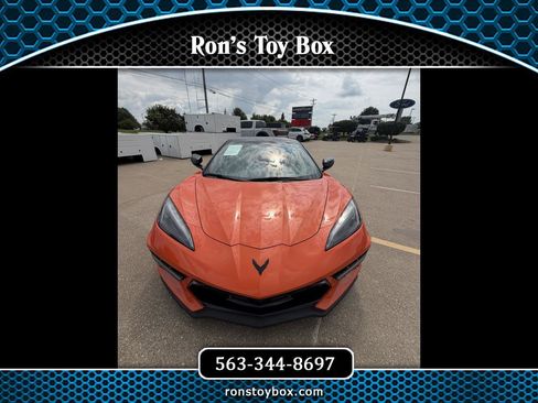 Used 2021 Chevrolet Corvette Stingray Premium Conv w/ Z51 Performance Package RWD image 1