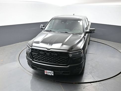 New 2026 RAM 1500 Big Horn AWD/4WD image 32