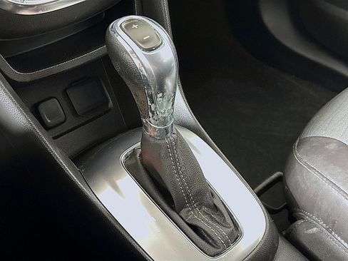 Used 2016 Buick Encore FWD image 17