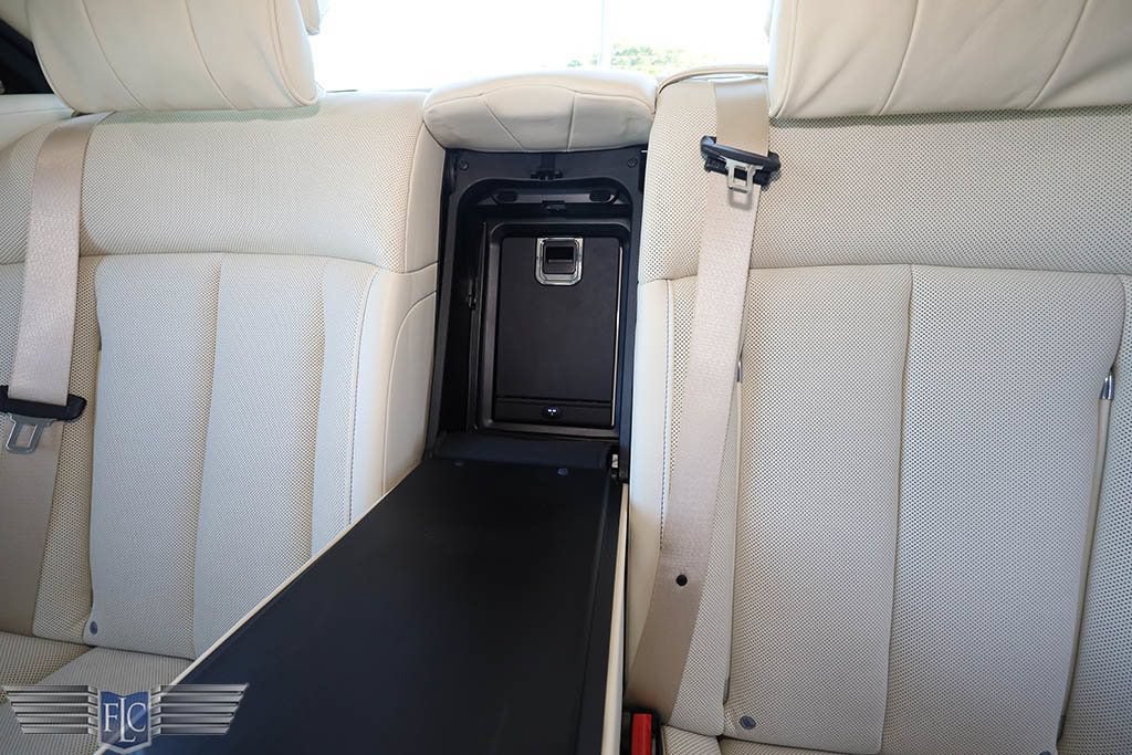 Used 2018 Rolls-Royce Phantom Sedan RWD image 21