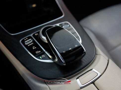 Used 2018 Mercedes-Benz E 300 image 36