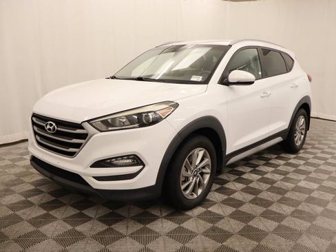 Used 2017 Hyundai Tucson SE Plus AWD/4WD image 1